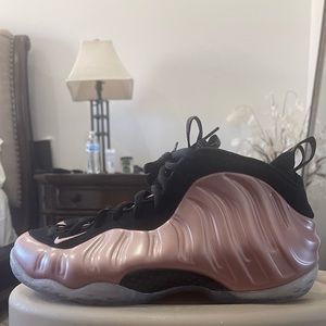 Nike “Elemental rose” foamposite